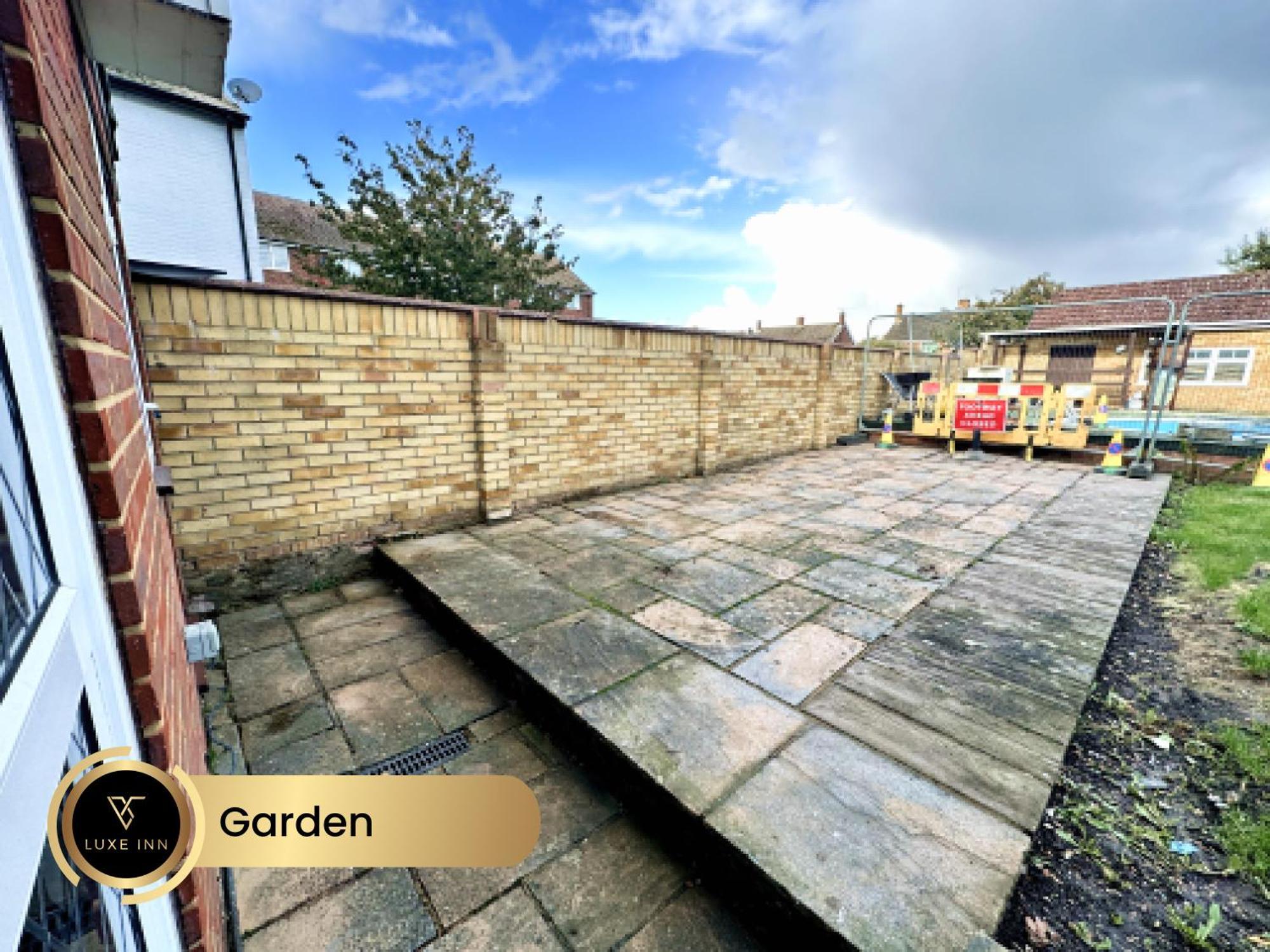 4 Bedroom House, Heathrow Airport, Luxe Inn Colnbrook Exterior foto
